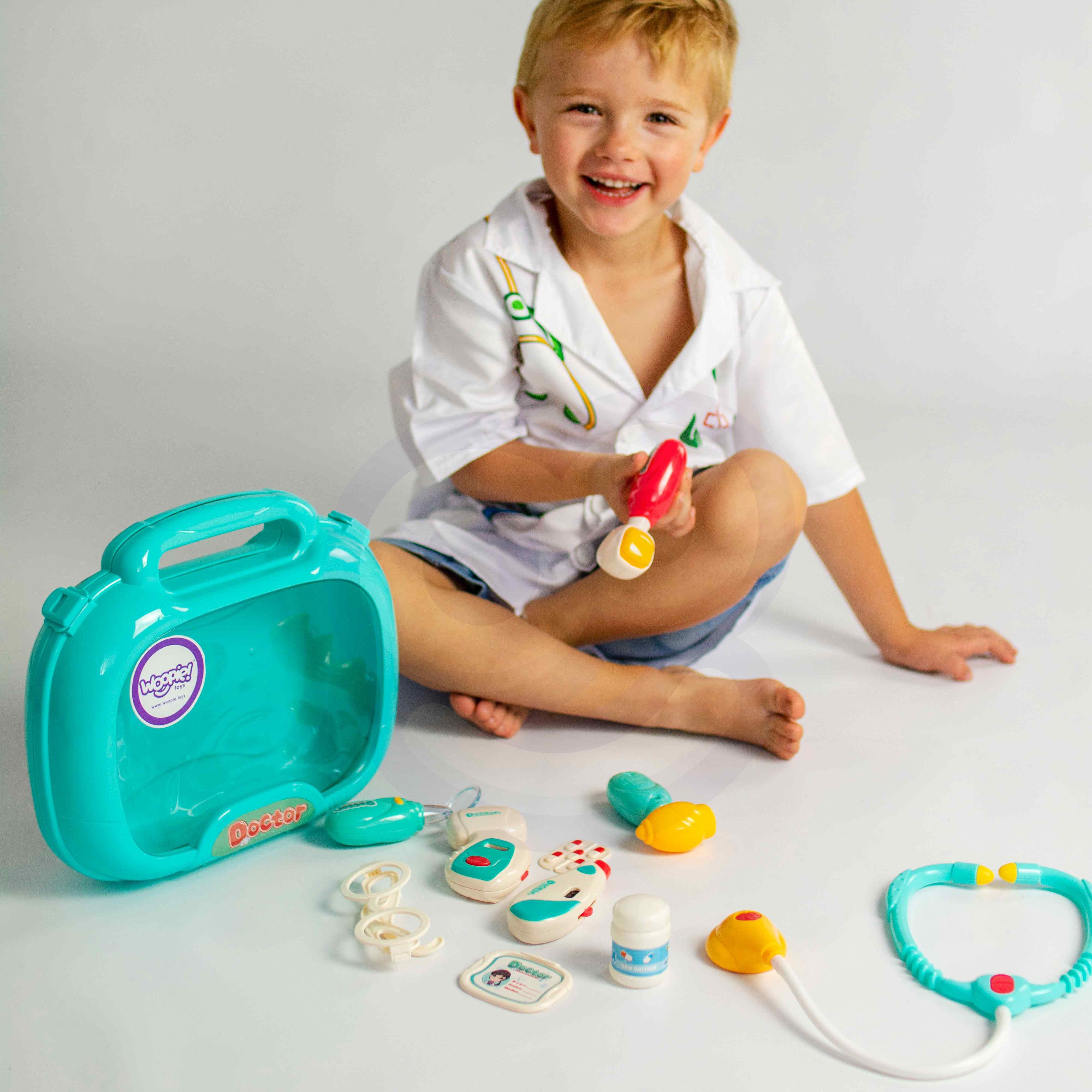 Woopie Medical Set Little Doctor Dottore in valigia Suono leggero + ACC.