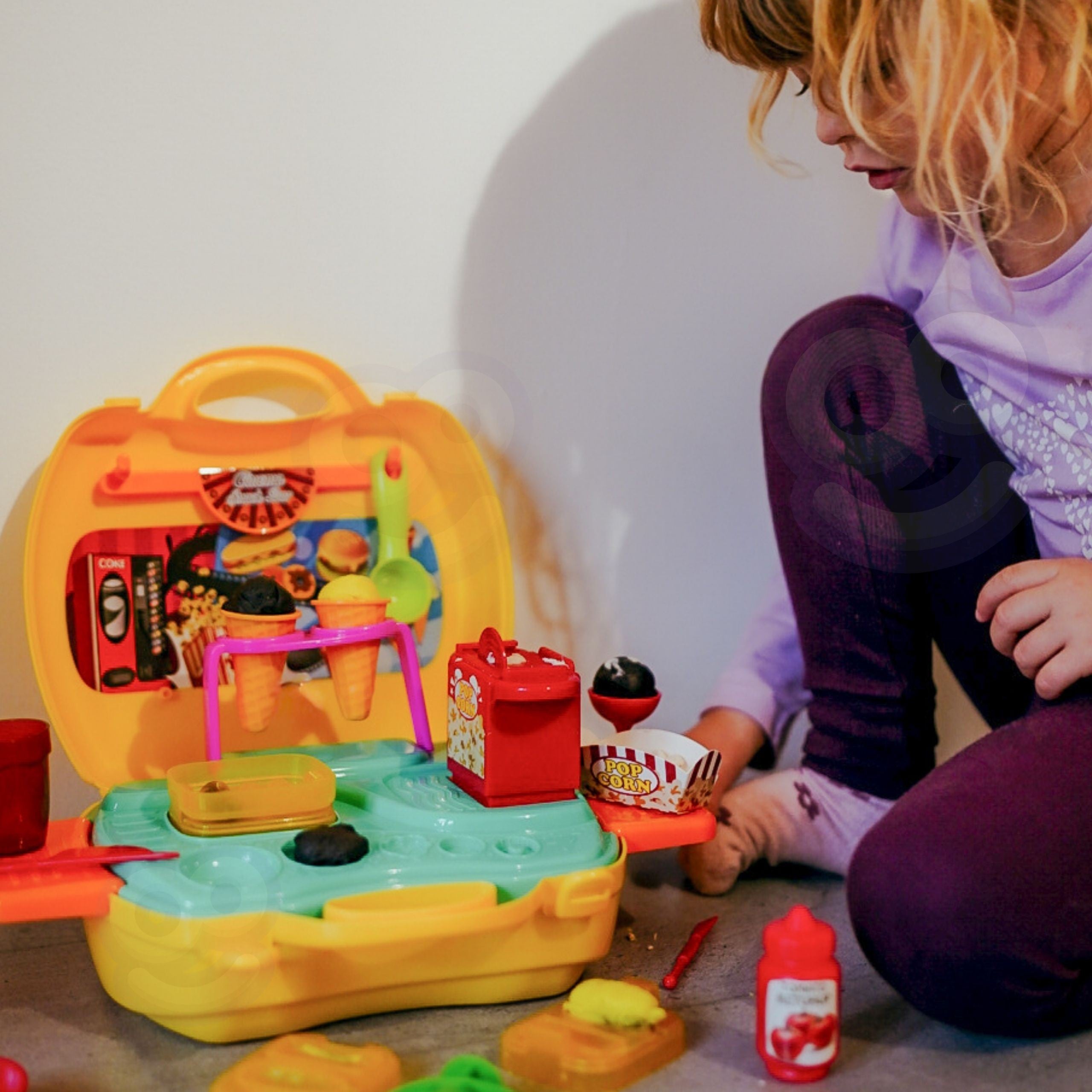 Комплект за приготвяне на закуски Woopie Play-doh