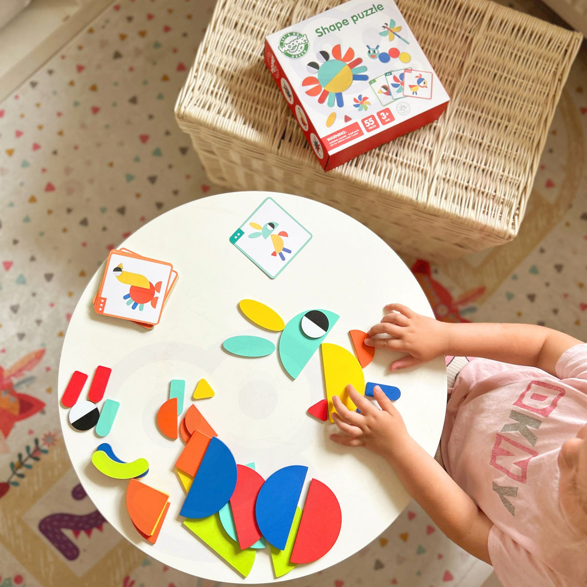 Woopie zelené drevené montessori puzzle 40 vzorov na vytvorenie 55 kusov s certifikáciou Fsc