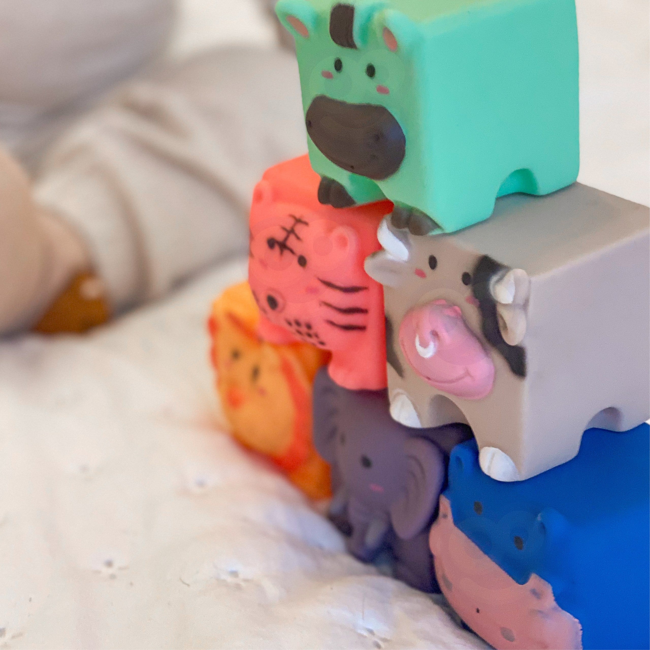 Woopie Baby Klocki Sensoryczne Zwierzęta Wyciskanie Puzzle + Dźwięk 6 Szt.