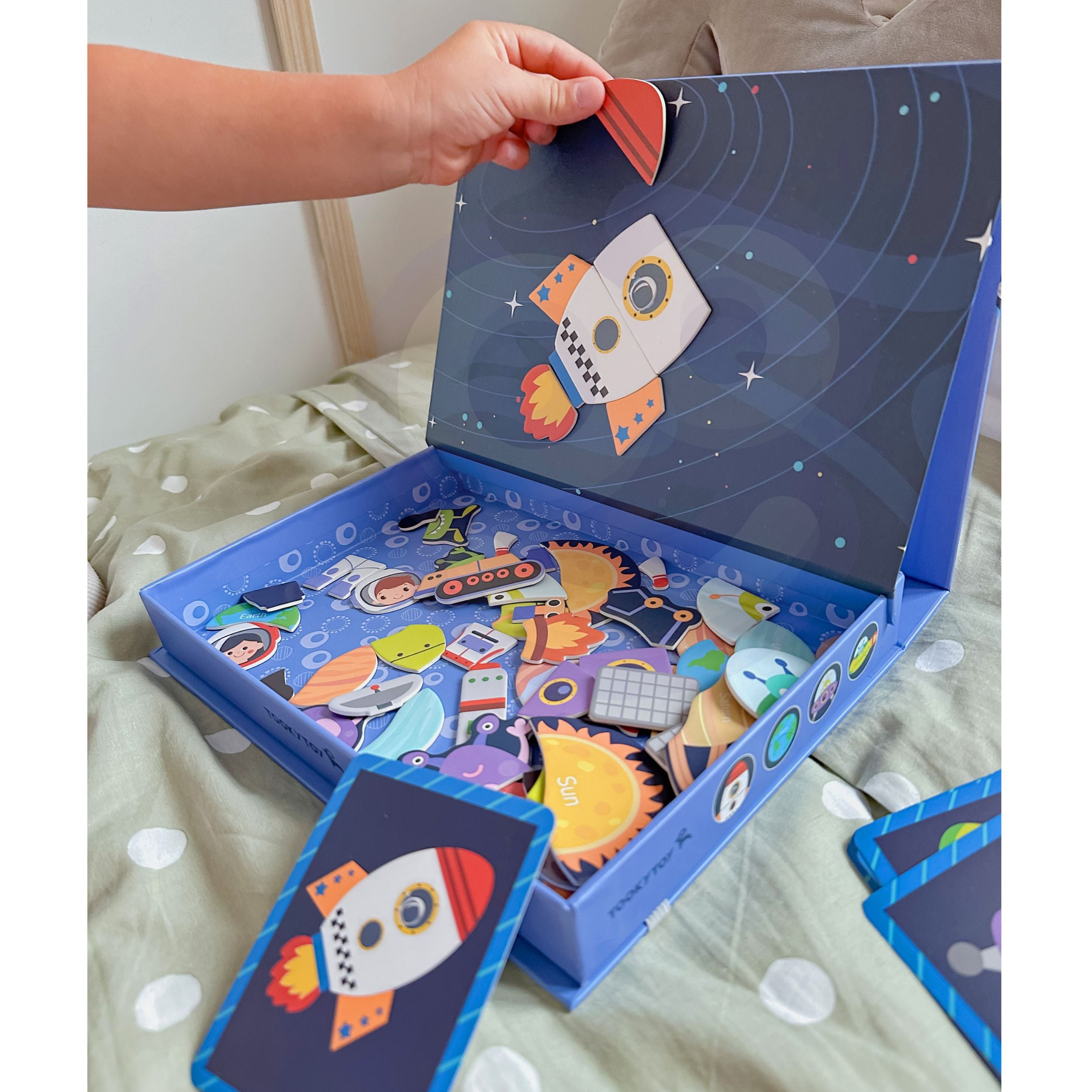 Tooky Toy Магнитен пъзел Космически пъзел