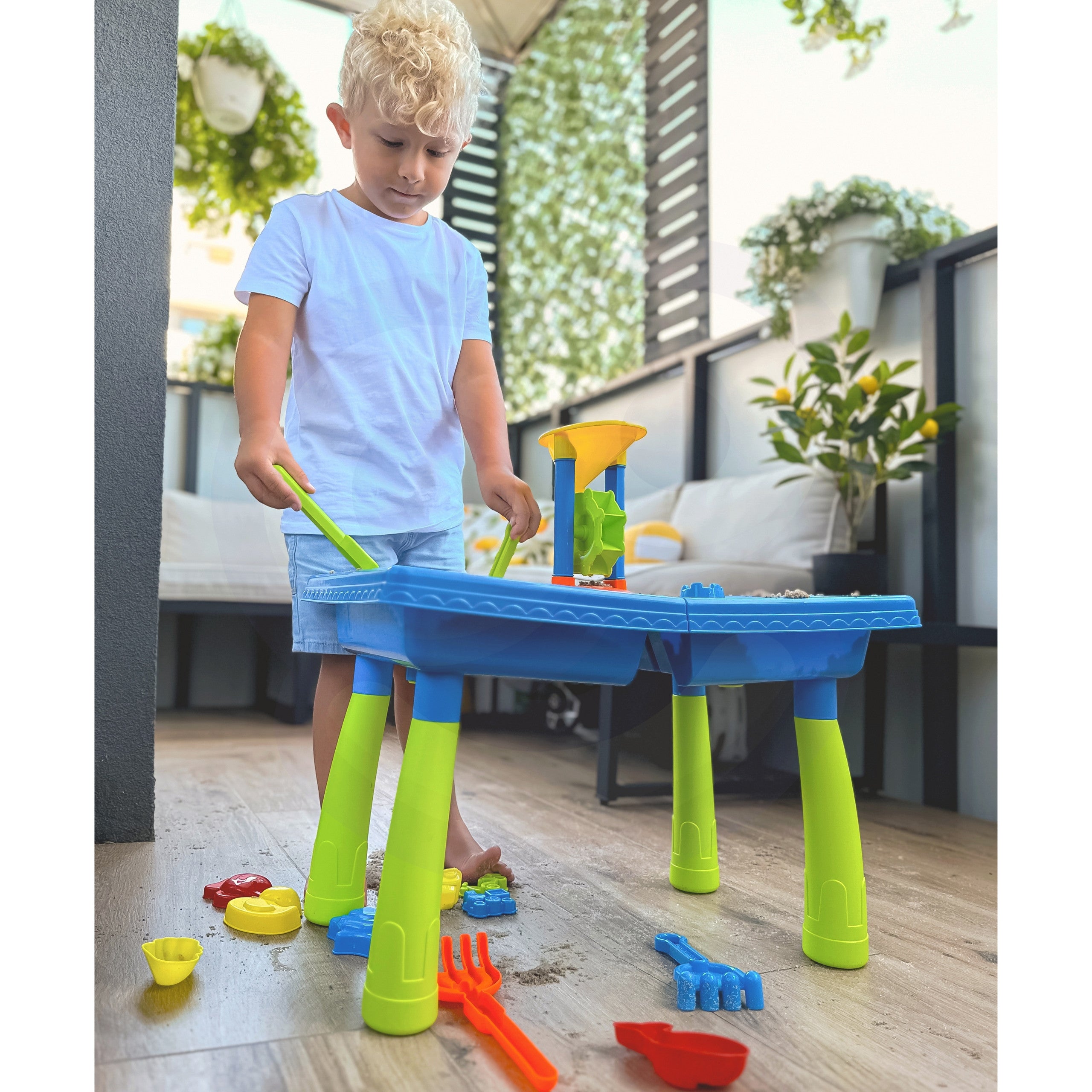 Woopie Water Table 2 In 1 Palm Sandbox 18 Pcs.
