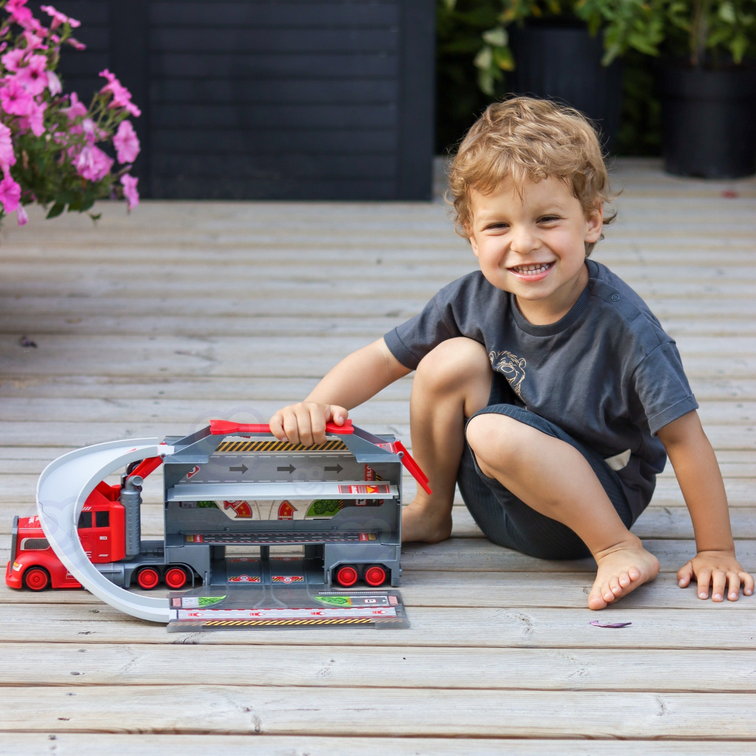Woopie Truck Tow Truck Garage Race Track Set