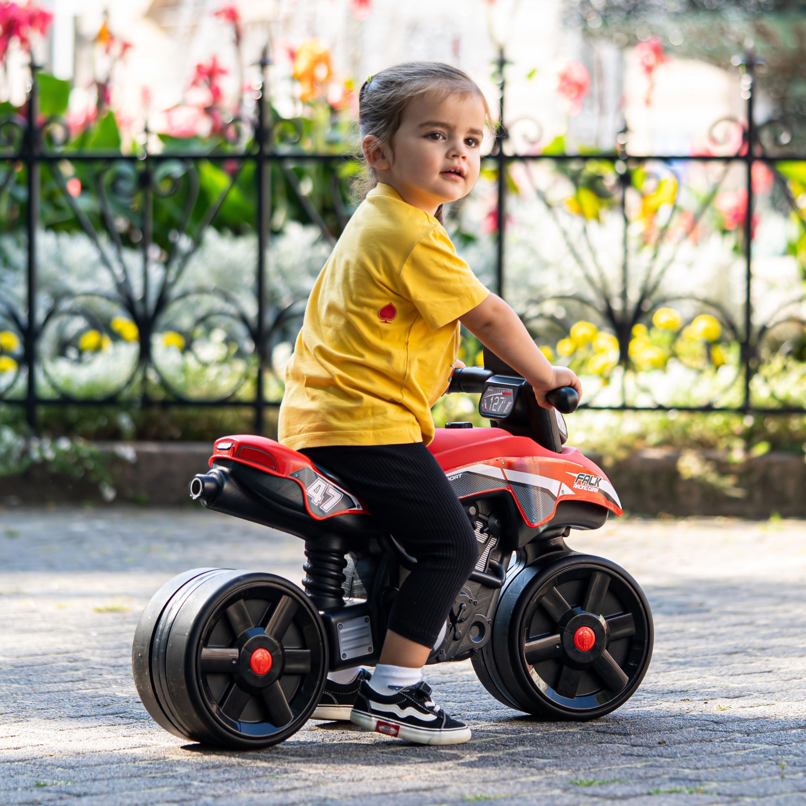 Falk Racing Team Ride-on Motorbike Red Wide Wheels por 2 a 5 anos