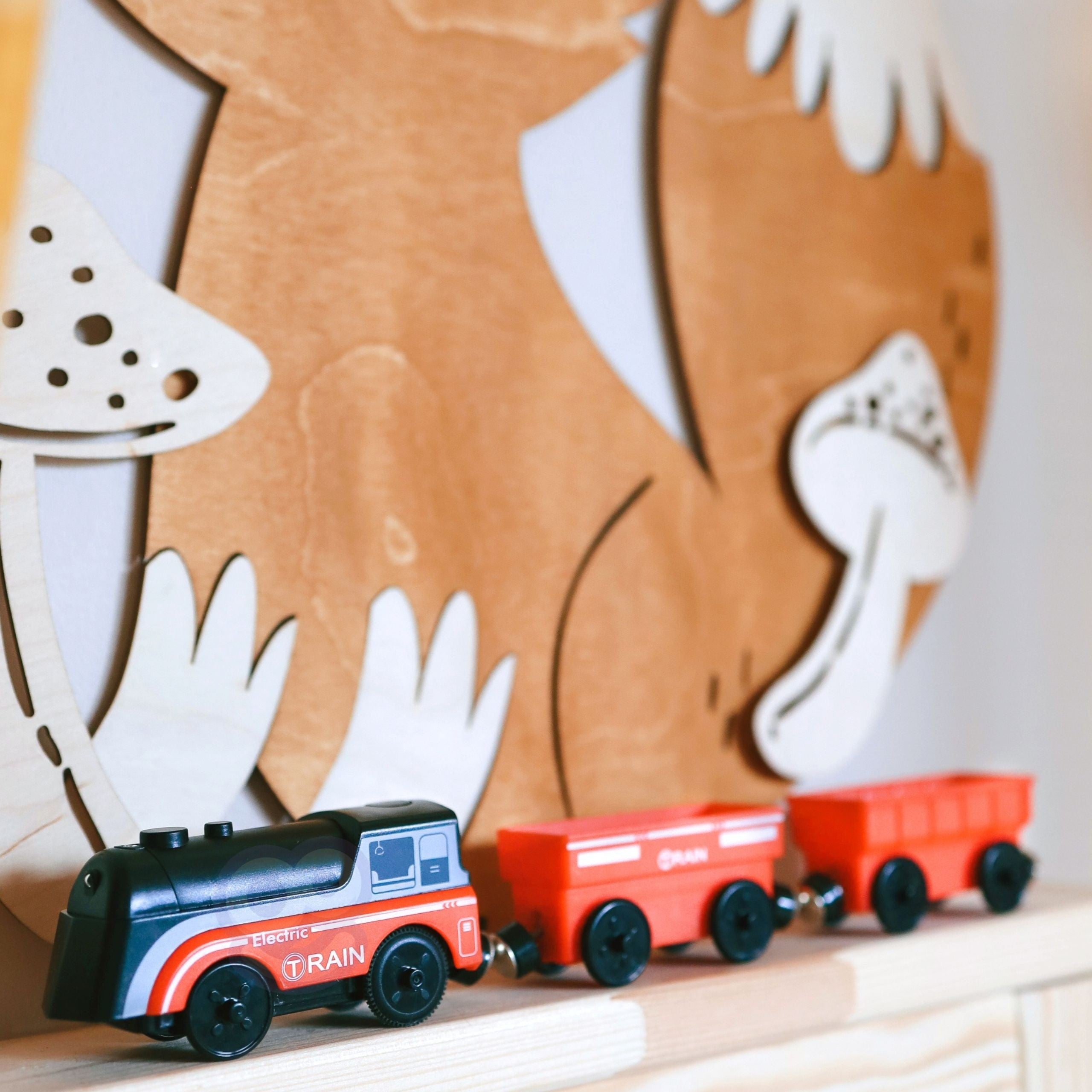Woopie Electric Train Set Locomotive Track Farm Animals 70 Pcs.