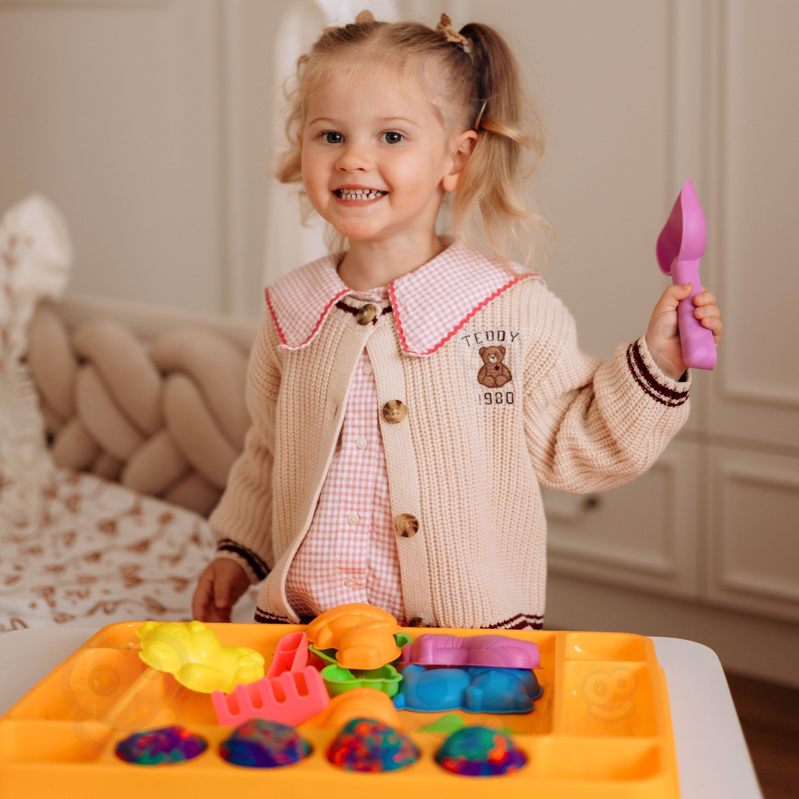 Woopie Kinetic Sand 1,2 Kg Xl Zoo Bord med Forme Sæt