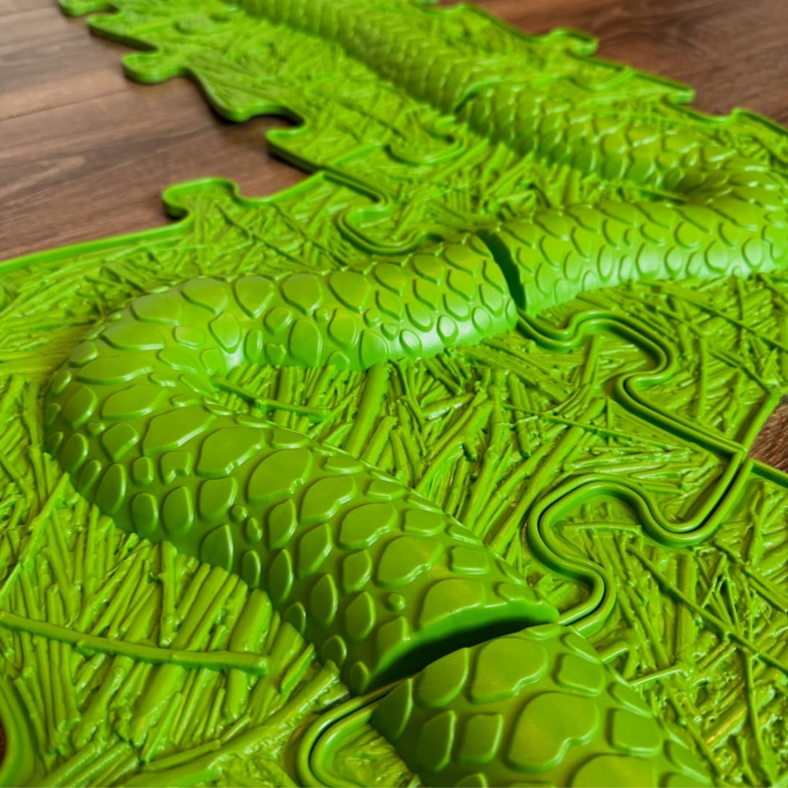 Woopie Mat Céadfach Puzal Ortaipéideach Snake Green 6 ríomhaire.