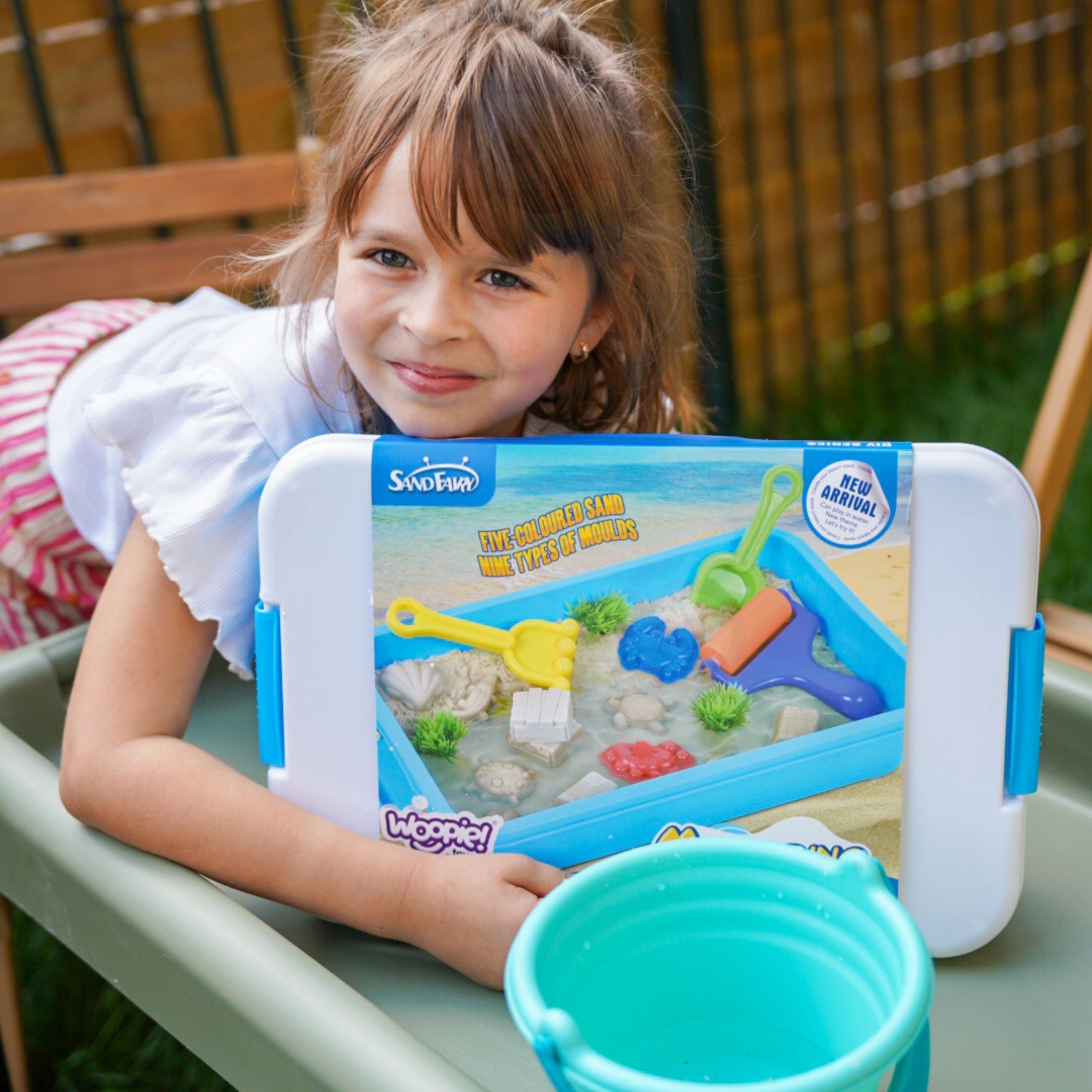Woopie Kinetic Sand Magic For Water 18-delt sæt med etui