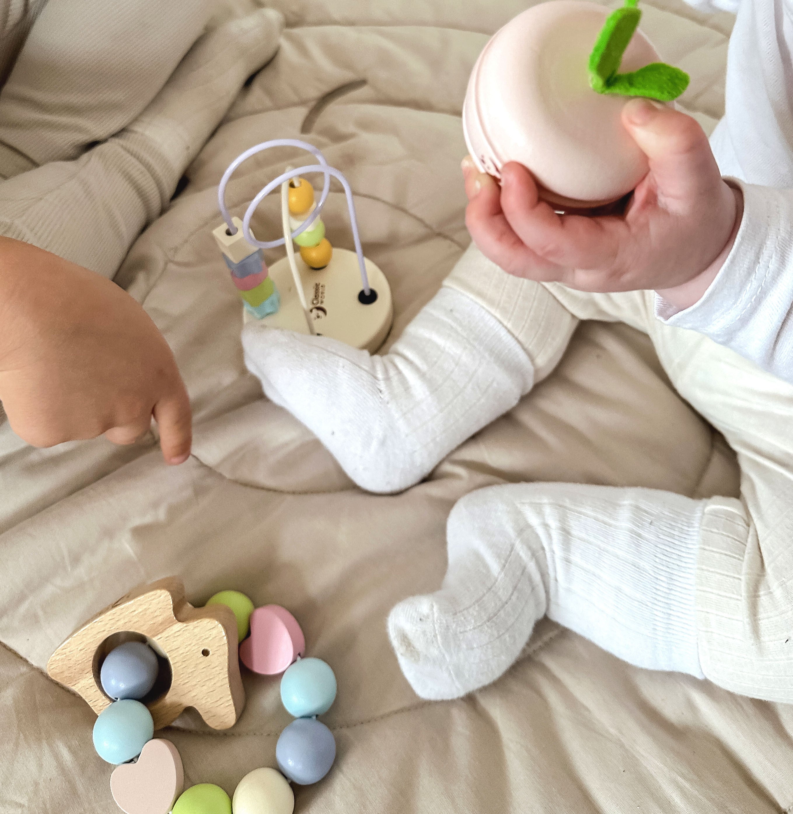 Clasaiceach Domhanda Pastel Motor Set Do Babies Bosca An Chéad Bréagáin Ó Breithe